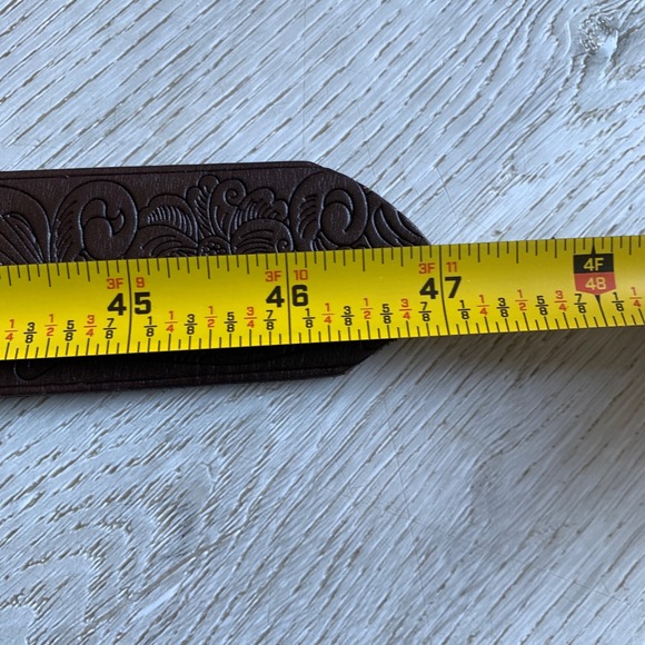 Mossimo Supply Co Womens XL Brown Leather Floral Embossed Belt Brass Buckle - Picture 11 of 11
